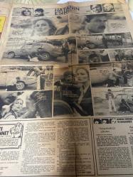 HÜRRİYET GAZETESİ HÜRRİYET KELEBEK TV GAZETESİ - 13 Kasım 1980- bugün patron günüdür-kıskanç bir eş misiniz-değerlendirme-zerrin Özer-Meral Zeren-gündüz kıyafetinizi gece kıyafeti yapabilirsiniz-Maher kazak-kumaş elbise-tuzu biberi-hatanın esiri-Serpil barlas-Gökhan Koray-işte Cennet-Mehmet Seyda-doğru Yol-uçurum-düş ve gerçek-mutluluk resimlerini-model olarak ünlü yıldızları alıyorlar-gel teskere gel- İstanbul'un kadın berberleri TV'de bugün
