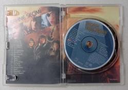 SKY CAPTAIN VE YARININ DÜNYASI / Sky captaın and the World of tomorrow - Jude Law & Angelina Jolie ~ [ DVD + ORIGINAL SOUNDTRACK CD • 2 DİSC ]