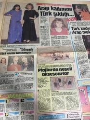 HÜRRİYET GAZETESİ HÜRRİYET KELEBEK TV GAZETESİ DOĞUM GÜNÜ GAZETESİ - 17 Haziran 1987 - eğlenerek sınava doğru 26. Fasikül-bir külahlık serinligi hücum-günahlar dizisi-Sherlock Holmes dizisi-perihan abla yerli dizi-figüran televizyonda sinema-Pamuk Prenses nasıl Popestar oldu-debreli Zeynel’in dondurması-prof doktor Aytuğ Akkor-Joan Collins-maraşlı Orhan-Cahit bölükbaşı-Dicle Üniversitesi-deneme sınavı-köyden yabancı-Cemal Dündar-kutsal yatak-azize bergin-Mo Palyaçonun ülkesi-Mesut Çakarlı-Didem Bülbül-Hikmet Karagöz-bomba-asım ekren-Güngör bayrak-eşref kolçak-Yıldırım Gencer-Kenan Pars-Yüksel gözen-gülgen film-Ergün Özdemir-Bülent koral-Arzu Atalay- Selma tükel-üniversite sınavına hazırlık-Arap kadınına Türk şıklığı-Tahir Yaman-Suudi Arabistan-Suriye-Ürdün-Ajda peker-İdil gürdal-Oktay Şengüler-mokok-falınız-Ali Poyrazoğlu-duygu Ankara-astroloji-gönülden—Haluk kurtoğlu-Salih kırmızı-Ahmet Özhan-Sibel turnagöl-Salih kırmızı-tuzu biberi-sivrisineklere ölüm-bizimkiler-Güngörmüşler-fatoş