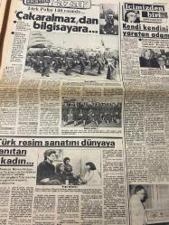 HÜRRİYET GAZETESİ HÜRRİYET KELEBEK TV GAZETESİ DOĞUM GÜNÜ GAZETESİ - 7 Nisan 1985 - Gündüz Tezmen-koç-Aslan-yay-boğa-Başak-oğlak-ikizler-Terazi-kova-yengeç-akrep-balık-bizimkiler-fatoş-Güngörmüşler-dedektif Nik-kayıp Kent-Kavanagh-chıcyoung-Ediz Hun-celalettin Çetin-Nihal akyol-Cemal Dündar-konuşan kargadan kırmızı şeftaliye-Sükrü okçu‘nun eşi Ayşe okçu-nur Alemdar-Kamil başaran-vurun kahpeye-Halide Edip Adıvar’ın unutulmaz eseri-Fatma Girik-muhteşem demirağ-Salih kırmızı-uluer Süer-Nevin Aypar-Ahmet Emin Tan-gani Turanlı-beyaz gece-Cemil İpekçi-Yaprak Özdemiroğlu-Hülya yiğitalp-memo-Zeki alpan-Süheyl eğriboz-Şema göktaş-ekranda yumruklar konuşacak-Önder Somer-Reha yurdakul-perihan Savaş-Robert deniro-kızgın boğa-Recep bilginer-alpago-Metin soysal-işte sorularınız cevaplarınız-bebek bekleyenler tembellik etmeyin-Kemal alemdaroğlu-basur tedavide geç kalmamalı-vücudunuzu tanıyor musunuz- intikam meleği-bu da uçan bisiklet-23 yaşındaki Amerikalı Brad Fassett-Gül derman-Nancy atakan-
