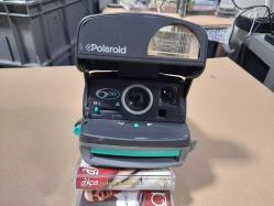 POLAROID 600 ŞİPŞAK FOTOĞRAF MAKİNESİ   (AÇIKLAMA)