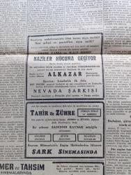 Cumhuriyet Gazetesi - 28 Ekim 1946 - Büyük Bayram -  Cumhuriyet Bayramı'nın 23. Yıldönümü Bugün Başbakan Recep Peker'in Nutkuyla Açılıyor - Birleşmiş Milletler Teşkilatı ve Türkiye Yazan Abidin Daver Köşe - Milletlerarası Münasebetlerin Düzelmesine Kimler Engel Oluyor - Süleymaniye Vefa Maçından Bir Fotoğrafı - İran Şahı'nın Doğum Yıldönümü - Amerika'da Donanma Günü Fotoğraf - Siyonist Teşkilatında Nihayet İhtilaf Çıktı -  Cemal Nadir Karikatür - Eski Meclisi Mebusan Reisi Halil Hatıraları Yazı Dizisi - Nil Kraliçesi Sümer Ve Taksim Sinemasında -  Naziler Hücuma Geçiyor Alkazar Sinemasında - Güreşçilerimizin Kazandıkları Muvaffakiyet - Yavuz Sultan Selim Ağlıyor Yazan Feridun Fazıl Tülbentçi Yazı Dizisi - Pahalılık Bahsi Yazan Burhan Felek Köşe Yazısı - Alman İşçileri Stalin'e Protesto Gönderdiler - Safiye Ayla Ve Hacer Buluş Taksim Kristal Salonunda - Bulmaca - İstanbul Belediyesi Şehir Tiyatroları Dram Kısmında Jul Sezar Komedi Kısmında Ceza Kanunu Oyunu-