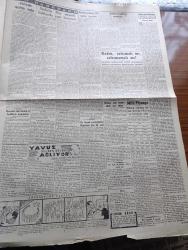 Cumhuriyet Gazetesi - 30 Ekim 1946 - Cumhuriyetimiz 24 Yaşına Girerken Yazan Abidin Daver Köşe Yazısı - Büyük Bayram Coşkun Tezahüratla Kutlandı - Cumhuriyetin 23. Yıldönümünü Münasebetiyle Dün İstanbul'da Yapılan Resmi Geçit Fotoğraflar - Meclis Reisi Başbakan Bakanlar Ve Demokrat Parti Başkanı Dün Sabah Atatürk'ün Manevi Huzurunda Fotoğrafı - Stalin'in Rus Siyaseti Hakkında Yeni Beyanatı - İsmet İnönü'nün Sıhhi Vaziyeti İyileşiyor - Mareşal Fevzi Çakmak'ın Dün İzmir'de Demokrat Partililerle Hasbihallleri - Molotov Veto Meselesinde Israr Ediyor - Eski Meclisi Mebusan Reisi Halil Menteşe'nin Hatıraları Yazı Dizisi - Safiye Ayla Ve Hacer Buluş Taksim Kristal Salonunda - İsmail Dümbüllü Tiyatrosu Bu Akşam Kadıköy Süreyya'da - Lorel Hardi Bu Akşam İpek Sinemasında - Anadolu'da Bir Hitit Şehri Bulundu - Yavuz Sultan Selim Ağlıyor Yazan Feridun Fazıl Tülbentçi Yazı Dizisi - Amcabey Ve Panteon Çizen Cemal Nadir - Eminönü Halkevinde Dünkü Münazara Kadın Çalışmalı Mı Çalışmamalı Mı