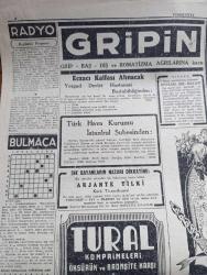Cumhuriyet Gazetesi - 30 Ekim 1946 - Cumhuriyetimiz 24 Yaşına Girerken Yazan Abidin Daver Köşe Yazısı - Büyük Bayram Coşkun Tezahüratla Kutlandı - Cumhuriyetin 23. Yıldönümünü Münasebetiyle Dün İstanbul'da Yapılan Resmi Geçit Fotoğraflar - Meclis Reisi Başbakan Bakanlar Ve Demokrat Parti Başkanı Dün Sabah Atatürk'ün Manevi Huzurunda Fotoğrafı - Stalin'in Rus Siyaseti Hakkında Yeni Beyanatı - İsmet İnönü'nün Sıhhi Vaziyeti İyileşiyor - Mareşal Fevzi Çakmak'ın Dün İzmir'de Demokrat Partililerle Hasbihallleri - Molotov Veto Meselesinde Israr Ediyor - Eski Meclisi Mebusan Reisi Halil Menteşe'nin Hatıraları Yazı Dizisi - Safiye Ayla Ve Hacer Buluş Taksim Kristal Salonunda - İsmail Dümbüllü Tiyatrosu Bu Akşam Kadıköy Süreyya'da - Lorel Hardi Bu Akşam İpek Sinemasında - Anadolu'da Bir Hitit Şehri Bulundu - Yavuz Sultan Selim Ağlıyor Yazan Feridun Fazıl Tülbentçi Yazı Dizisi - Amcabey Ve Panteon Çizen Cemal Nadir - Eminönü Halkevinde Dünkü Münazara Kadın Çalışmalı Mı Çalışmamalı Mı