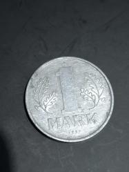 Doğu Almanya 1 Mark 1977 yabancı madeni para