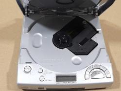 SONY DISCMAN D-V7000 VIDEO CD PLAYER ( ARIZALI - AÇIKLAMAYI OKUYUNUZ)