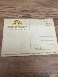 Gırls only kartpostalı 15x12 ebatında