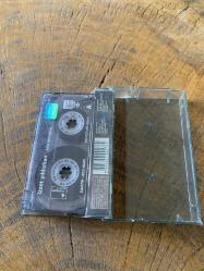 İZZET YILDIZHAN - DELALIM / BEN DEMİŞTİM - KASET