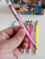 ATLAS UÇLU KALEMLER VİNTAGE PONY 1 ADET KALEM FİYATIDIR.