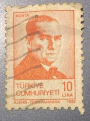 Türk Pulu - Turkish Stamp - Postadan Geçmiş Pul Filateli -  DAMGALI - ATATÜRK TEMALI PUL , 10 LİRA - Türkiye Cumhuriyeti - NOSTALJİK DOĞUM GÜNÜ HEDİYESİ