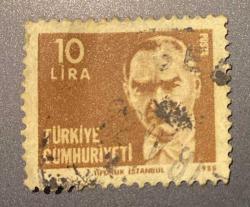 Türk Pulu - Turkish Stamp - Postadan Geçmiş Pul Filateli - DAMGALI - ATATÜRK TEMALI PUL, 10 LİRA - Türkiye Cumhuriyeti - NOSTALJİK DOĞUM GÜNÜ HEDİYESİ