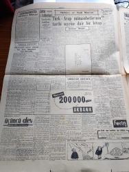 Cumhuriyet Gazetesi - 3 Mayıs 1958 - Gezi Notları 3 Cami Kadın Ve Ötesi Yazanlar Nadir Nadi Köşe Yazısı - Memurlar Arasında Tasfiye Yapılmayacak - Akis Dergisi Mahkum Oldu - Meşhur Orkestra Şefi Georges Tzipine İstanbul'a Geldi Fotoğraf -  Van Özalp'ta 33 Vatandaşın Kurşuna Dizilmesi Hadisesine Dair Meclis Tahkikatı Bitti - Amerika'nın Bize Yardımı İle Alakalı Anlaşma - Kızılcahamam Kazasında Rusça Beyannameler - Atatürk'ün Mareşallik Kılıcı Bulundu - Başbakan Adnan Menderes Karaçi'de - Hayyam'ı Saran Rüzgar Yazan Rüştü Şardağ - Üçüncü Alev Yazan Nihal Karamağaralı Yazı Dizisi -  Yaz Hizmetleri Yazan Burhan Felek Köşe Yazısı - Bir Numaralı Meşhur Atom Casusu Klaus Fuchs Bütün Dünyayı Endişelendiriyor - İstanbul Sinemalar Tiyatrolar Programı - Brezilyalı Bangu İle Fenerbahçe Maçı - Konya Gençlerbirliği Takımı Şampiyon Fotoğraf - Milli Futbol Takımımız Dün Açıklandı - Gazetelerarası Maçta Cumhuriyet 0 Yenisabah 0 - Sümerspor Avrupa'ya Gidecek -  Ankara Poligonu Yıkılıyor - Şadi Tezcan