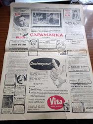 Cumhuriyet Gazetesi - 9 Şubat 1954 - Abidin Daver Yazan Nadir Nadi Köşe Yazısı -  Berlin'de Dörtler Gizli İçtimalara Başladılar - Türk Gökü Tatbikatı Başladı - Üstad Abidin Daver Dün Akşam Vefat Etti - Celal Bayar Dün Akşam Los Angeles'e Gitti - Norveçte Sovyet Casusları -  Beynelmilel Hukukçular Kongresi - İnce Memed Yazan Yaşar Kemal Yazı Dizisi - Abidin Daver'in Neşredilmemiş Son Yazısı Japon Donanması Ne İdi Ne Oldu - Odun Kömür Ateş Yazan Burhan Felek Köşe Yazısı - Kıbrıs'ta Türk Mezarlığını Rumlar Yol Haline Getirdi - Necmi Rıza Konseri Melek Sinemasında - Melbourne'da Olimpiyat Hazırlıkları - İstanbul Belediyesi Şehir Tiyatroları Dram Kısmında Her Şeye Rağmen Komedi Kısmında Makine Oyunu -  Yeni Ses Opereti Venüs Bar -  Bugünkü Radyo Programı - Aşk Herşeyin Üstünde Yazan Sermet Sami Uysal - Resimli Roman Liman Cinayeti Yazan George Simenon - Abidin Daver'e Ait Hatıralar Fotoğraflar - Beynelmilel Portreler Anastasi Mikoyan - 1953 1954 Yunus Nadi Mükafatı En Güzel Hikaye