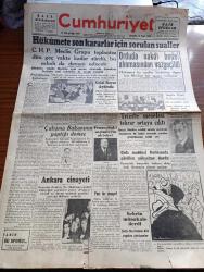 Cumhuriyet Gazetesi - 13 Kasım 1946 - Partilerin Hataları Yazan Nadir Nadi Köşe Yazısı - Hükümete Son Kararlar İçin Sorulan Sualler - Celal Bayar Aydın'da - Ordu'da Nakdi Bedel Alınmasından Vazgeçildi - Çalışma Bakanı Sadi Irmak'ın Yaptığı Demeç - Cemal Nadir Karikatür - İngiliz Kralı Altıncı Georges Parlamentoyu Bir Nutukla Açtı - Eski Meclisi Mebusan Reisi Halil Menteşe'nin Hatıraları Yazı Dizisi - Şadan Candarın İsviçre'de Verdiği Konserler Yazan Peride Celal - Kız Lisesi Voleybol Müsabakaları - Yavuz Sultan Selim Ağlıyor Yazan Feridun Fazıl Tülbentçi Yazı Dizisi - Bu Yükseliş Piyasa İcabıdır Yazan Burhan Felek Köşe Yazısı - Orhan Borar Ve Mithat Fenmen Konserleri Fotoğrafı - Türk Güreşi Oyunların Filmi Yazan İsmail Habib Sevük - Küçük Hikaye İki Damla Gözyaşı Ve İki Damla Kan Yazan Vahdet Gültekin - Yılanlı Mabude Filmi Çemberlitaş Sinemasında - Prenses Ve Korsan Yıldız Sinemasında - Beynelmilel Portreler Sir Alexander Cadogan - Mevludhan Ve Düagû Hafız Recai Tanses - Ece Ajandası