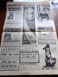 Cumhuriyet Gazetesi - 4 Nisan 1940 - Cemile Ali-Rabia Abdülhamid-Taksim Kristal Gazinosu-Feci Bir Vaziyet Yazan Yunus Nadi Başmakale - İngiliz Kabinesinde Tadilat - Yeni Bir Seylap Yeşilırmak Taştı Amasya Şehri Sular Altında Kaldı - Bahriye Nazırı Churchill Harp Mekanizmasının Başına Geçti - Milli Şef İsmet İnönü Komedi Fransez Temsillerinde Fotoğrafı - Necip Dostumuz Yunanistan'ın Büyük Yardımı - Mısır Milli Partisi - Amiral Muren Elektrik Fabrikasında Fotoğraf - Nafia Vekili Fuad Cebesoy Ankara'ya Gitti - Gazeteciler Başvekil Doktor Refik Saydam ve Vekillerimizle Beraber Fotoğraf - Ford Davası Beraatle Neticelendi - Büyük Fizik Alimi Edouard Branly - Fransız Komünist Mebusları Mahkum Oldular - Büyük Yıldızların En Küçüğü Shirley Temple Sokak Kızı Filminde Saray Sinemasında - Ralph Arthur Roberts Vefat Etti - Şeref Stadında Kız Mektepleri Arasında Atletizm Müsabakaları - İlk ve Son Yazan Esad Mahmud Karakurt Yazı Dizisi - Gripin - Çapamarka