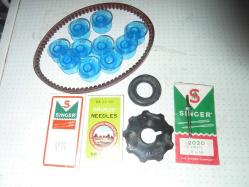 SİNGER DİKİŞ MAKİNESİ ZİG ZAG DESEN KALIBI MOTOR KAYIŞI MASURA MEKİK CONTASI VE 2 PAKET İĞNE+1 ADET ÇATAL İĞNE  16 PARÇA