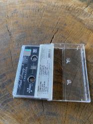 PETEK DİNÇÖZ - FREKANS - KASET