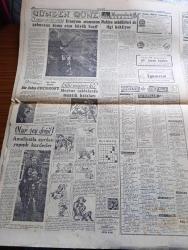 Cumhuriyet Gazetesi - 30 Ocak 1958 - Ankara Toplantısı Yazan Nadir Nadi Başmakale - Bağdat Paktı Konseyi Bugün Sona Eriyor - Dün Lefkoşe'de Hazin Bir Cenaze Merasimi Yapıldı - Ay Yıldızlı Bayraklara Sarılı 8 Türk'ün Cenazesi 20 Bin Kişinin Elleri Üstünde Fotoğraf - İngilizler Muhtariyet Planı Üzerinde Gene Israr Ediyor - Osman Bölükbaşının Yargılanmasına Dün Devam Edildi - Türkiye'de Suni Peyk Çalışmaları - Dünyanın En Büyük Emniyet Teşkilatı FBI'in Hikâyesi Çeviren M. Kenan Kan Yazı Dizisi - Müzeyyen Senar Her Akşam Tepebaşı Bahçesinde - Safiye Ayla Bağdada Gidiyor - Squibb'in 100. Yıldönümü Fotoğrafı - Faruk Moreno Gazetecilerle Konuştu - Almanlar Asya Gribine Karşı Aşıyı Buldular - Uranyum Atomunun Pabucunu Dama Atan Büyük Keşif - Meşhur Tablolarda Mantık Hataları - Avustralya Tenis Şampiyonluğunu Cooper Kazandı - Galatasaray 98 Teknik Üniversite 31 - Vefa 56 Darüşşafaka 56 - Kız Maçlarında Yavuz Sultan Selim Kadıköy Galipler - Fenerbahçe Pazar Günü Çalışacak