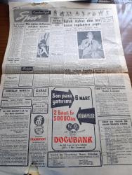 Cumhuriyet Gazetesi - 23 Şubat 1956 - Meclis Dün Fırtınalı Bir İçtima Daha Yaptı - Eskişehir'de Tekrarlayan Zelzele Tahribat Yaptı - Çete Sözü Üzerine İstifaya Kalkan Milletvekili Cemal Köprülü - Meclis Koridorlarında Dün Bir Hadiste Oldu - İbrahim Öktem Başbakan Adnan Menderes'e Cevap Veriyor - Fahreddin Kerim Gökay 1 Sene Belediye Reis Vekilliği Yapacak - Darülacezede Üzücü ve Güldürücü Bir Hadise - Kıbrıs Valisi Bugün Kıbrıs Türktür Partisi Lideri Doktor Fazıl Küçük İle Görüştü - Çakırcalıyı Biz Öldürdük Yazan Yaşar Kemal Yazı Dizisi - Çıplak Ayaklı Kontes Elhamra Sinemasında - Et ve Balık Kurumunun Fabrika Ve Tesisleri - Al Capone'un Hazine Vekili Öldü - Kalp Hastalıklarının Sırrına Yaklaşıldı - Yeni Bütçeye Girerken Yazan Burhan Felek Köşe Yazısı - Resimli Roman Çalınan Tabanca Yazan George Simenon Yazı Dizisi - Gönül Yazar Şark Gazinosunda - Milli Futbol Takımımızın Tek Seçicisi Eşfak Aykaç Dün Bir Basın Toplantısı Yaptı - Dün Yapılan Okullararası Voleybol Maçları- Pul Serisi