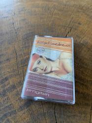 HİLAL CEBECİ - KİM GİTSİN - KASET