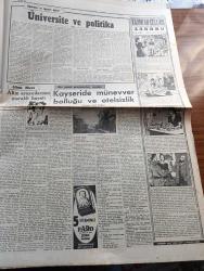 Cumhuriyet Gazetesi - 19 Ocak 1953 - Başbakan'ın Hitabesi Yazan Abidin Daver Başmakale - Başbakan Adnan Menderes Dün Antep'te Yaptığı Mühim Konuşma - Fuat Köprülü Dün Akşam Yugoslavya'ya Gitti Fotoğraf - İngiliz Dışişleri Bakanı Eden'in Türkiye Seyahati - Beşiktaş Vefa İle 1 1 Berabere Kaldı - Kasımpaşa Beykoz Maçı Berabere Bitti Fotoğraf - Turizm Balosunda Şehir Kıyafetleri Fotoğrafı - İran'da Kızardım Kaşani İhtilafı Ciddi Bir Safhaya Girdi - 3 Kadının Romanı Yazan Peride Celal Yazı Dizisi - Revü De Cuba Tepebaşı Gazinosunda - Müşterek Utanç Yazan Burhan Felek Köşe Yazısı - Komünist Partisi İsrail'de Kanundışı Ediliyor - Malatya'da Ahmet Emin Yalman Suikastı İle İlgili Yeni Tevkifler - Malatya Büyük Doğu Cemiyeti - İstanbul Ankara Radyosu Programı - Bedri Rahmi Eyüboğlu Ve Eşi Eren Eyüpoğlu'nun Açtıkları Sergi Fotoğraf - Hikaye Dalga Geçiyoruz Yazan Halikarnas Balıkçısı - Nefis Arı Bisküvileri - Türkiye İş Bankası - Alman Siemens Elektrik Süpürgeleri - Nezle İlacı Enfiyol