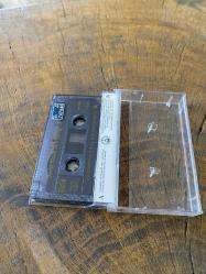 KÜLTÜR BAKANLIĞI DEVLET KLASİK TÜRK MÜZİĞİ KOROSU - ŞEF NEVZAT ATLIĞ - ITRİ / KARA İSMAIL AĞA / ENFİ HASAN AĞA / MUSTAFA ÇAVUŞ - KASET