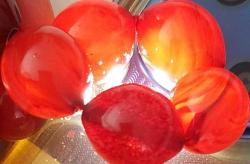 OSMANLI DÖNEMİ MALZEMEDEN YAPILMA ŞIKIR ŞIKIR HARİKA BENEKLİ KIRMIZI RENKLİ GÜMÜŞ PÜSKÜLLÜ MUHTEŞEM SIKMA KEHRİBAR TESPİH 3YYY1R ÇOK NADİR