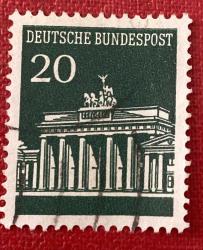 Almanya Pulu - Germany Stamp - Postadan Geçmiş Pul Filateli - 1972 Damgalı - BRANDENBURG KAPISI TEMALI PUL, 20 PARA - YABANCI PULLAR-NOSTALJİK DOĞUM GÜNÜ HEDİYESİ