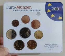 ALMANYA MADENİ EURO SET 2002 MERKEZ BANKASI ORJİNAL KAPAMASINDA ÇİL + +