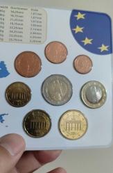 ALMANYA MADENİ EURO SET 2002 MERKEZ BANKASI ORJİNAL KAPAMASINDA ÇİL + +