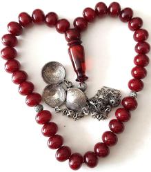 OSMANLI DÖNEMİ MALZEMEDEN YAPILMA ŞIKIR ŞIKIR HARİKA BULUTLU SARMAL KIRMIZI RENKLİ GÜMÜŞ PÜSKÜLLÜ MUHTEŞEM SIKMA KEHRİBAR TESPİH 1AA1A ÇOK NADİR