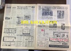 16 NİSAN 1959 - YENİ SABAH GAZETESİ - İSTANBUL'A MAL GETİREN ŞİLEPLER ROTA DEĞİŞTİRDİ - DULLES İSTİFA ETTİ - ADNAN MENDERES İSPANYA'DA - GÜNALTAY'IN İFADESİ ALINDI - İNÖNÜ-HAVADİS DAVASI BAŞLADI - BİR BAŞÇAVUK, YÜZBAŞISINI ÖLDÜRDÜ ve İSTİFA ETTİ - DÖVİZ KAÇAKÇILIĞI İLE İTHAM EDİLEN D.P'Lİ MEBUSA DAİR C.H.P'NİN BİR TEKLİFİNİ MECLİS DÜN REDDETMEDİ - SURİYE'DE 25 TÜRK TEVKİF EDİLDİ - ALLAH'IN DAĞLARI - SAKATATLI KUZU ETİ SATIŞI DEVAM EDECEK, CIEL BLEU - NE UMURUN, SİYAVUŞGİL - ÇÖPÇÜ MAAŞLARINA ZAM YÜZDE 140 - NECİPBEY KREMLERİ - LÜTFÜ ALYAP - PAMUKBANK 1959 İKRAMİYESİ - MEHTER TAKIMI AÇIKHAVA KONSERLERİ VERİYOR - İNGİLTERE, FRANSA ANLAŞMAYA VARDI - ATLAS DOLMA KALEMLERİ - DİŞ TABİBİ HAMDİ ALAGÜN - LALE SİNEMASI, ATLAS DOLMA KALEMLERİ - RAHMANOĞLU ABTÜLTÜRKTEKİ VEFAT İLANI - 2 BAL ARISI GÜMRÜKTEN GEÇİRİLMEDİ, DR. CHNERA - TİBETLİ MİLLİYETÇİLER SİLAHI BIRAKMIYORLAR - REŞAT EKREM KOÇU, OSMANLI - SADIK DEMİR, ŞİRİN TÜLİN, UÇAN ADAM - DR. ZÜLFÜ SAMİ ÖZGEN - JULIETTE GRECO - FIDEL CASTRO