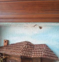 KARIŞIK TEKNİK 3 BOYUTLU AYLA ÇAŞTABAN 1990 İMZALI.  KONDİSYON YÜKSEK KOLEKSİYONLUK NADİR.  ESKİ TÜRK EVLERİ TEMALI