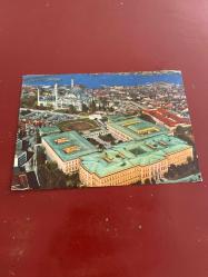 ÜNİVERSİTE MERKEZ BİNASI VE SÜLEYMANİYE CAMİİ  İstanbul AND  kartpostalı 15x10.5 ebatında