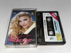 KİBARİYE - ŞARKILARA HAYAT VEREN