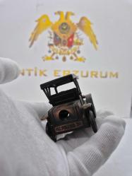 Koleksiyonluk Nostaljik Antika Araba Formunda Kalemtraş