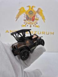 Koleksiyonluk Nostaljik Antika Araba Formunda Kalemtraş
