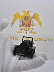 Koleksiyonluk Nostaljik Antika Araba Formunda Kalemtraş