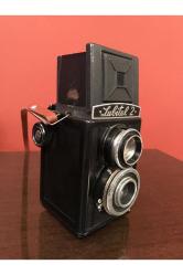 lubitel 2 antika fotoğraf makinesi - deri kılıfında