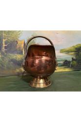 Kömür kovası şeklinde küçük boy bakır ve pirinçten avrupa obje - 21 cm x 15 cm x 19 cm ölçülerinde