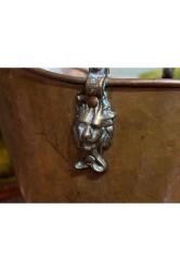 Antika bakır ve pirinç ten kömür kovası