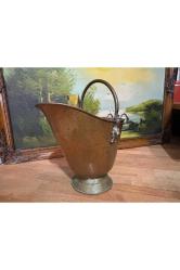 Antika bakır ve pirinç ten kömür kovası