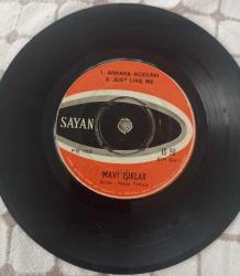 Mavi Işıklar - Ankara Rüzgarı, Wolly Bully, Bamble Bee 45'lik Nadir Plak 1966