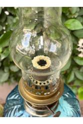 antika Fransız pirinç ve mermer gaz lambası 55 cm boyunda