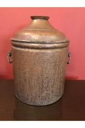 Büyük boy bakır kapaklı kova 38 cm boyunda 27 cm çapında