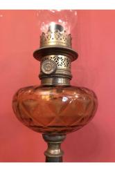 Fransız pirinç ve mermer Kaideli gaz lambası - 67 cm boyunda