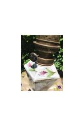 Fransız 50 cm boyunda porselen ve pirinç gaz lambası