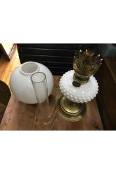 Opalin Camlı Fransız Gaz Lambası 39 Cm Yüksekliğinde