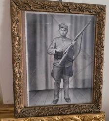 Antika - CUMHURİYET BAŞLARI ÇİZİM FOTO. ÇERÇEVESİ AHŞAP SANAT HARİKASI. UYGUN FİYATTAN. - kitantik - kitaLog