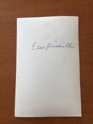 YEŞİLÇAM'IN GÜZEL YILDIZI ESEN PÜSKÜLLÜ'NÜN ORİJİNAL FOTOĞRAFI - 18 x 12 cm EBADINDA - ESEN PÜSKÜLLÜ ŞIK ELBİSESİYLE EVİNDE AYAKTA POZ VERİRKEN